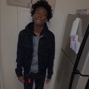 Meet your Posher, Melvin